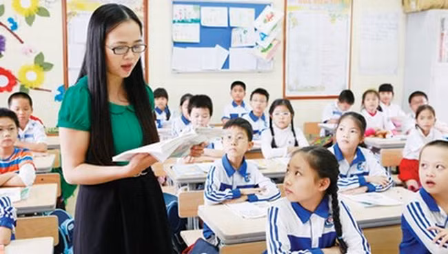 Chính sách tiền lương giáo viên sẽ được thực hiện thế nào?