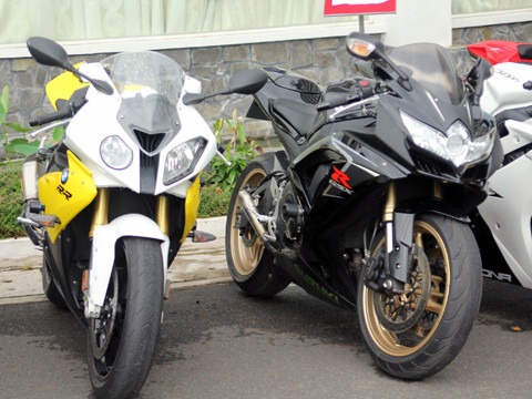 Siêu phẩm BMW S1000RR của hãng xe Đức.