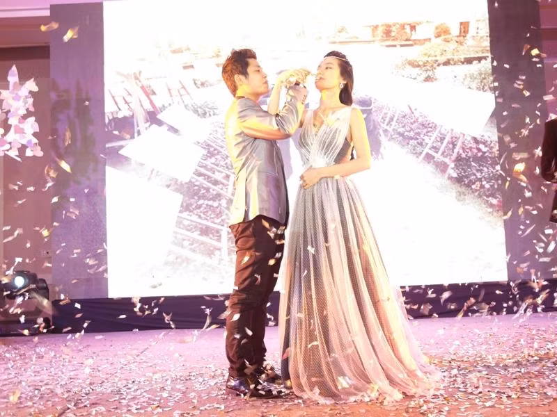 Giao bôi thề ước.