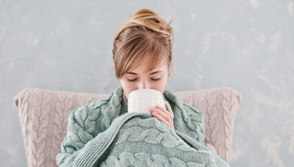 Nên ăn và uống gì khi bị cúm?