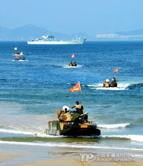 Đại quân khu Nam Kinh, Quân đội Trung Quốc tiến hành tập trận đổ bộ (ảnh tư liệu) Đại quân khu Nam Kinh, Quân đội Trung Quốc tiến hành tập trận đổ bộ (ảnh tư liệu)
