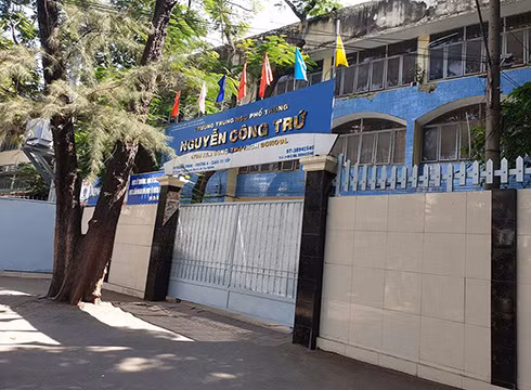 Trường trung học phổ thông Nguyễn Công Trứ, quận Gò Vấp, Thành phố Hồ Chí Minh (ảnh: P.L) Trường trung học phổ thông Nguyễn Công Trứ, quận Gò Vấp, Thành phố Hồ Chí Minh (ảnh: P.L)