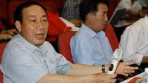 Thứ trưởng Bộ Giao thông vận tải Nguyễn Hồng Trường trả lời câu hỏi tại tọa đàm - ảnh Tiền Phong.