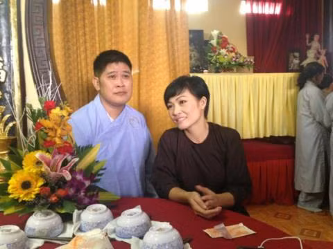 Tấm ảnh chụp tại chùa cùng với Phước Sang được ca sỹ Phương Thanh chia sẻ hồi đầu năm