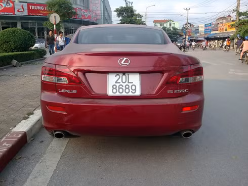 Lexus IS250C. Ảnh: Otofun