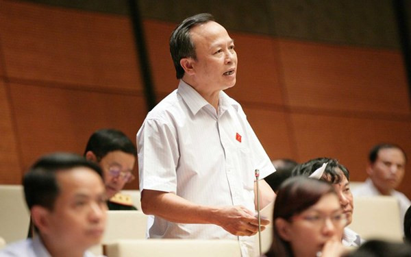 Đại biểu Lê Đình Khanh: Đền bù oan sai bao nhiêu đi chăng nữa cũng không bù đắp được đau đớn của người bị oan sai và gia đình họ. ảnh: TTBC. Đại biểu Lê Đình Khanh: Đền bù oan sai bao nhiêu đi chăng nữa cũng không bù đắp được đau đớn của người bị oan sai và gia đình họ. ảnh: TTBC.