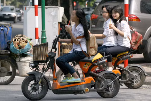 Bộ Công an báo cáo Thủ tướng Chính phủ phương án quản lý xe máy điện chưa đăng ký trước ngày 15/8. ảnh: VNE.