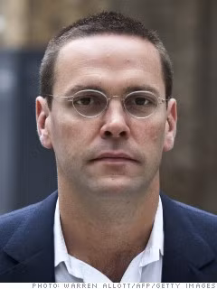 2. James R. Murdoch Tuổi: 39 Công ty: News Corp Tổng tiền lương và thưởng năm 2011: 13.576.072 USD 2. James R. Murdoch Tuổi: 39 Công ty: News Corp Tổng tiền lương và thưởng năm 2011: 13.576.072 USD