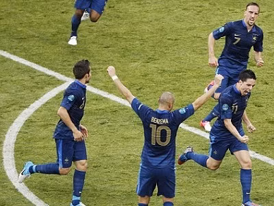 Samir Nasri có bàn thắng tuyệt đẹp