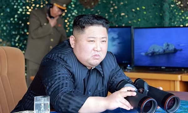 Theo KCNA, nhà lãnh đạo Kim Jong-un đã trực tiếp theo dõi cuộc vụ thử tên lửa vừa qua (Ảnh: KCNA).