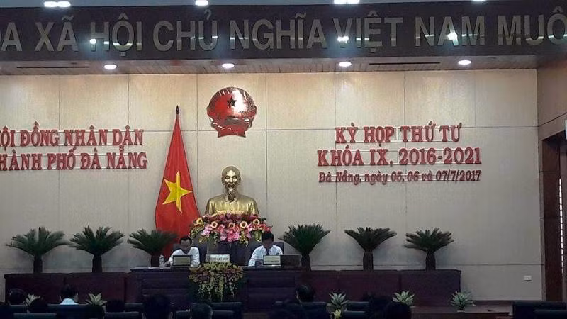 "Vì sao cán bộ nhiều, thủ tục hành chính cắt giảm... mà công việc vẫn chậm?" ảnh 3