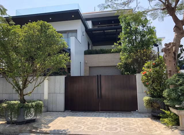 Bán đất công giá bèo, quan chức nào đã bị biến chất? ảnh 4