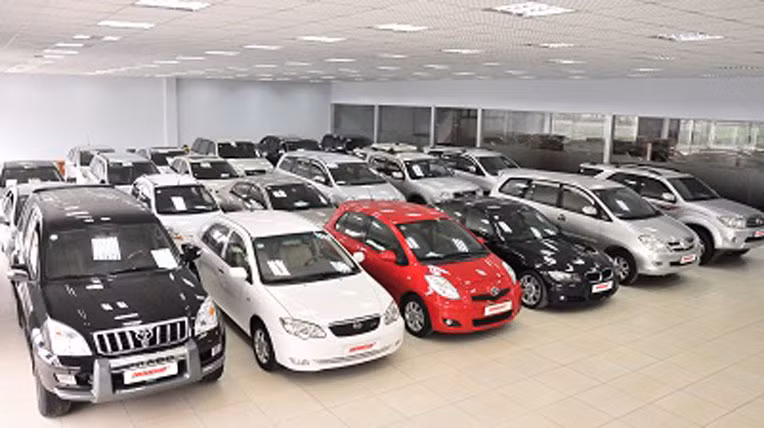 Thông tư 20 quy định nhập khẩu ô tô từ 9 chỗ trở xuống của Bộ Công Thương bị dư luận phản đối - ảnh minh họa.