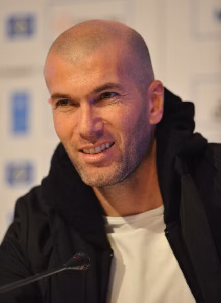 Zidane tin Real sẽ thắng 'Siêu kinh điển'.