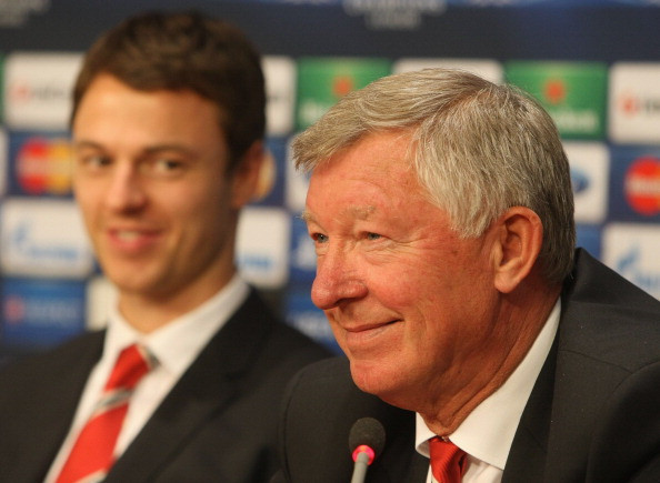 Sir Alex trong cuộc họp báo trước trận đấu gặp Cluj ở Champions League.