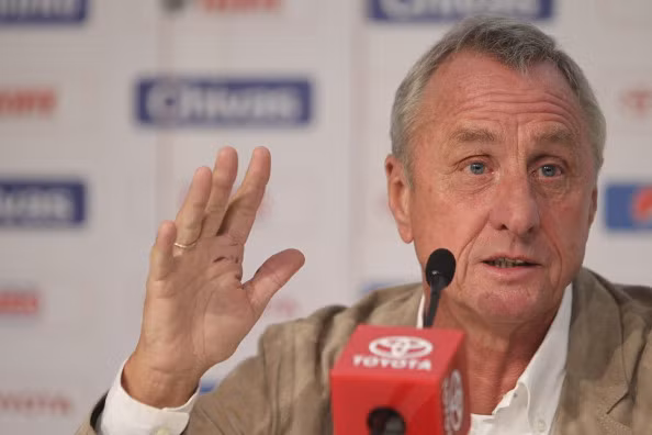 Johan Cruyff thừa nhận không bất ngờ về màn khởi đầu tuyệt vời của Tito Vilanova trên cương vị thuyền trưởng Barcelona. Tuy nhiên theo Cruyff, thử thách vẫn ở phía trước Vilanova.