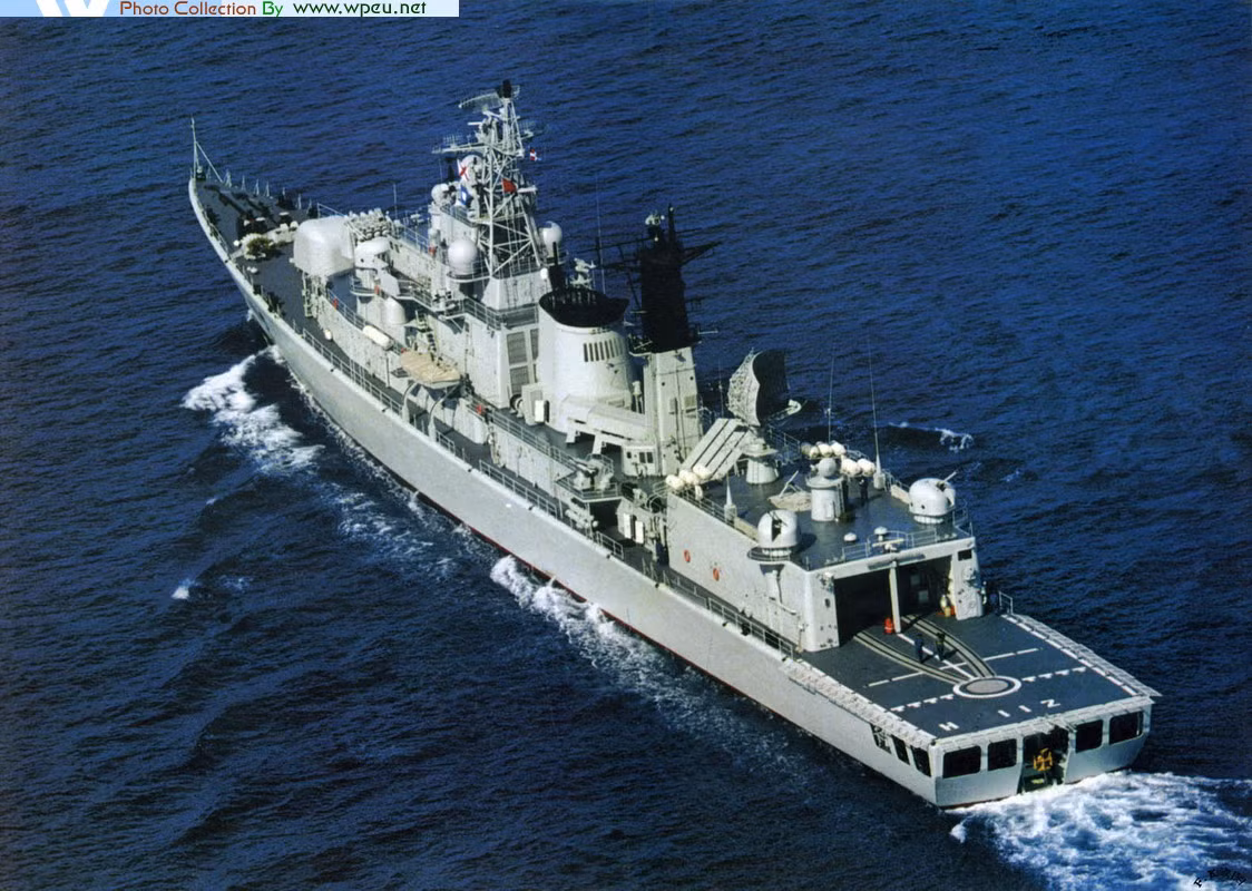 Tàu khu trục tên lửa lớp Lữ Hộ (052C) của hải quân Trung Quốc Tàu khu trục tên lửa lớp Lữ Hộ (052C) của hải quân Trung Quốc