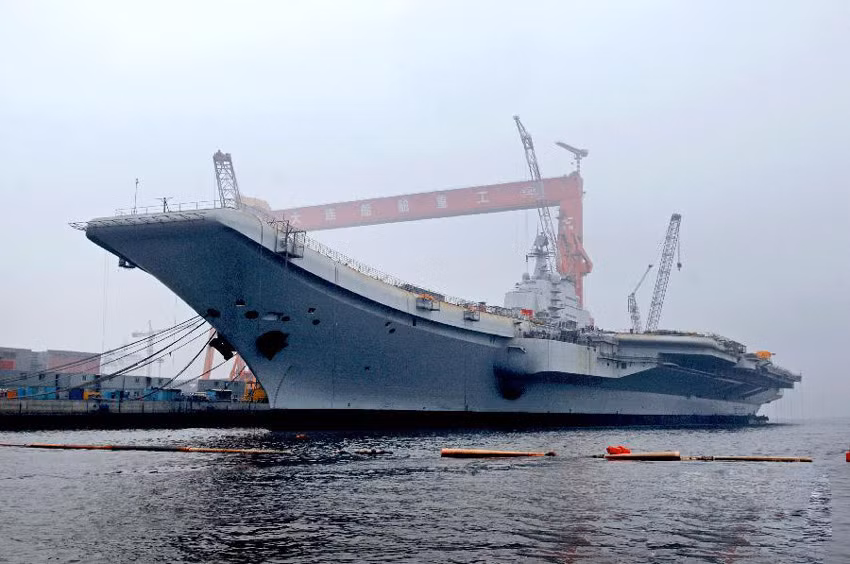 Tàu sân bay Varyag/Thi Lang của Trung Quốc Tàu sân bay Varyag/Thi Lang của Trung Quốc