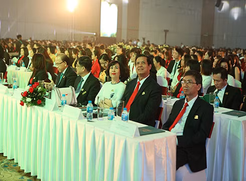 Hiệu trưởng khối các trường Đại học thuộc NHG tham dự hội nghị (ảnh: NHG)