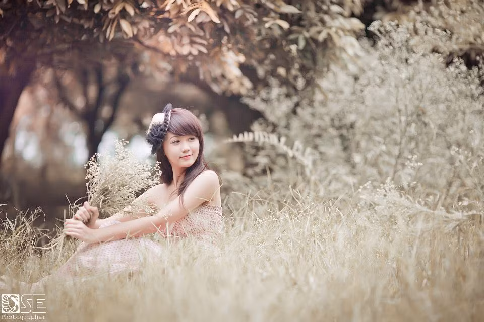 Một nét duyên khiến ai ai cũng thấy xốn xang trong lòng. Có lẽ vì vậy mà danh hiệu Á khôi 2 trong cuộc thi Duyên dáng Hà Thành đến với Lan Chi cũng không có gì lạ. Xem thêm: "Thiên sứ 9X": Đẹp xinh như Lục Y Bình trong "Tân dòng sông ly biệt" Một nét duyên khiến ai ai cũng thấy xốn xang trong lòng. Có lẽ vì vậy mà danh hiệu Á khôi 2 trong cuộc thi Duyên dáng Hà Thành đến với Lan Chi cũng không có gì lạ. Xem thêm: "Thiên sứ 9X": Đẹp xinh như Lục Y Bình trong "Tân dòng sông ly biệt"