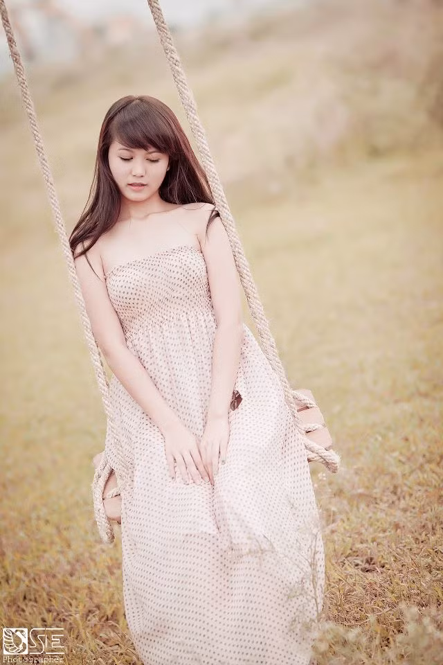 Xem thêm: "Thiên sứ 9X": Đẹp xinh như Lục Y Bình trong "Tân dòng sông ly biệt" Xem thêm: "Thiên sứ 9X": Đẹp xinh như Lục Y Bình trong "Tân dòng sông ly biệt"