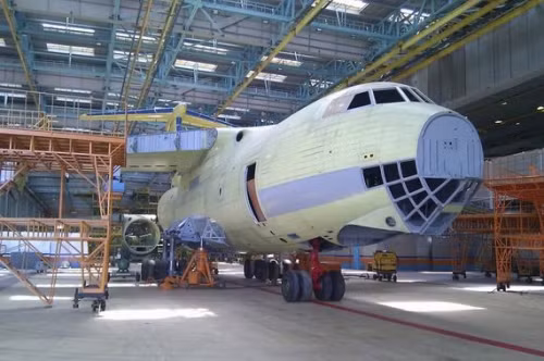 Máy bay vận tải hạng nặng IL-476 của Nga. Máy bay vận tải hạng nặng IL-476 của Nga.