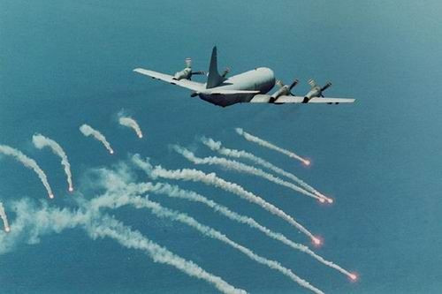 Máy bay tuần tra chống tàu ngầm P-3C Orion của Quân đội Mỹ.