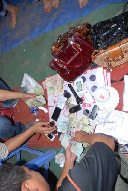 Tang vật thu giữ tại sòng bạc