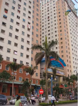Theo tổng kết của CBRE, phải 4 năm nữa mới bán hết hàng tồn kho. Theo tổng kết của CBRE, phải 4 năm nữa mới bán hết hàng tồn kho.