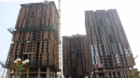 Cụm CT1 của dự án Usilk City sẽ được tái khởi động lại công trường. Cụm CT1 của dự án Usilk City sẽ được tái khởi động lại công trường.