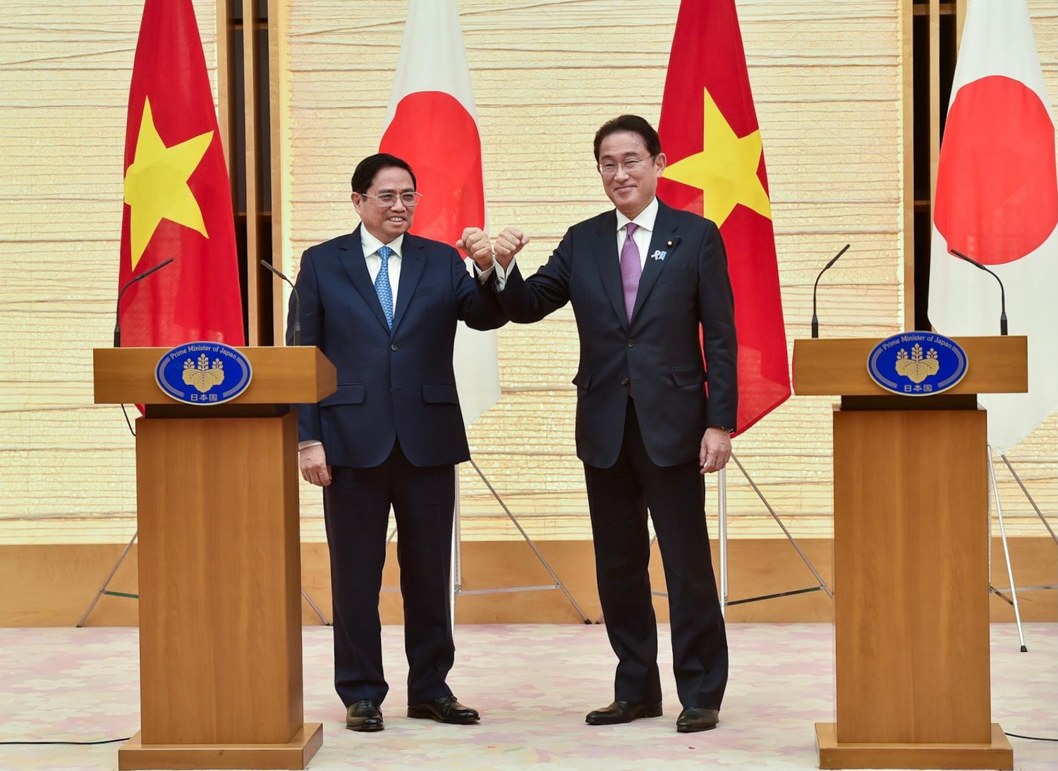 Thủ tướng Phạm Minh Chính và Thủ tướng Nhật Bản Kishida Fumio. Ảnh: VGP/Nhật Bắc Thủ tướng Phạm Minh Chính và Thủ tướng Nhật Bản Kishida Fumio. Ảnh: VGP/Nhật Bắc