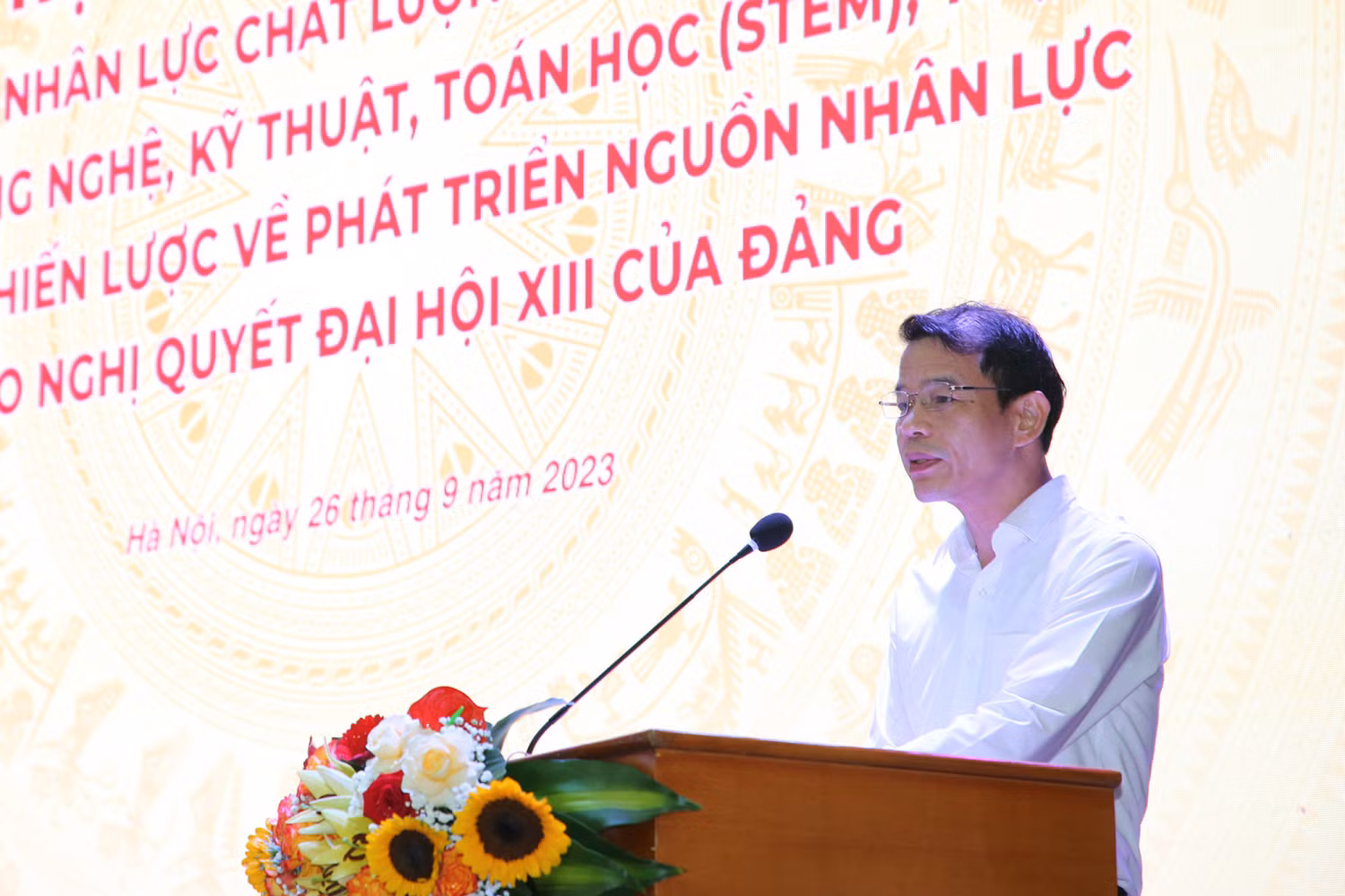 Ông Vũ Thanh Mai, Phó trưởng Ban Tuyên giáo Trung ương chia sẻ tại Hội thảo. Ông Vũ Thanh Mai, Phó trưởng Ban Tuyên giáo Trung ương chia sẻ tại Hội thảo.