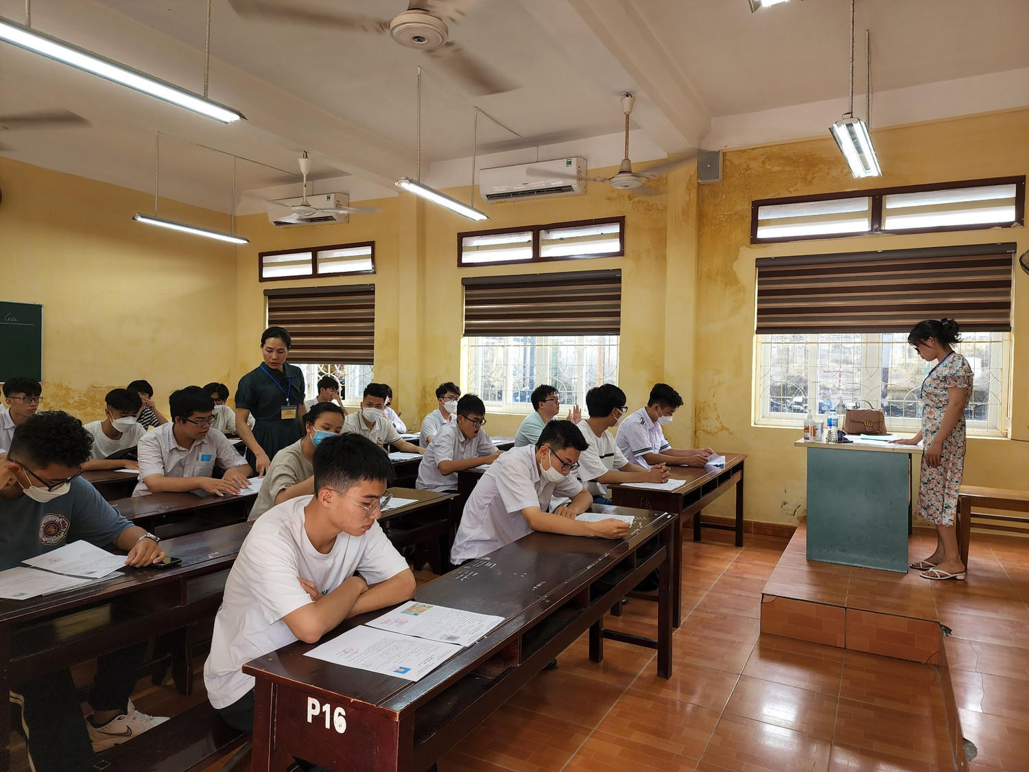 Hiệu trưởng một số trường trung học phổ thông ở Hải Phòng cho rằng một số nội dung trong phương án cần cụ thể hơn như nội dung thi có giới hạn phạm vi kiến thức rõ ràng để các nhà trường có kế hoạch, định hướng giáo dục (Ảnh minh hoạ: Phạm Linh)