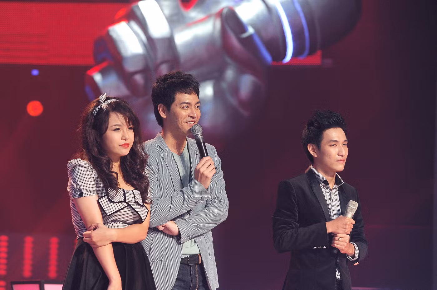 Tuy tuổi còn nhỏ nhưng Thái Trinh đã chinh phục được 4 vị giám khảo ở cả hai vòng thi bởi sự bản lĩnh và nhạc cảm tốt của mình. Tuy tuổi còn nhỏ nhưng Thái Trinh đã chinh phục được 4 vị giám khảo ở cả hai vòng thi bởi sự bản lĩnh và nhạc cảm tốt của mình.