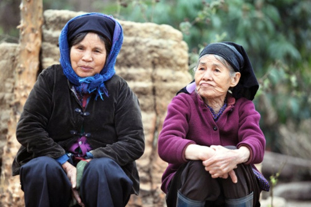 Nghĩ về chuyện xưa