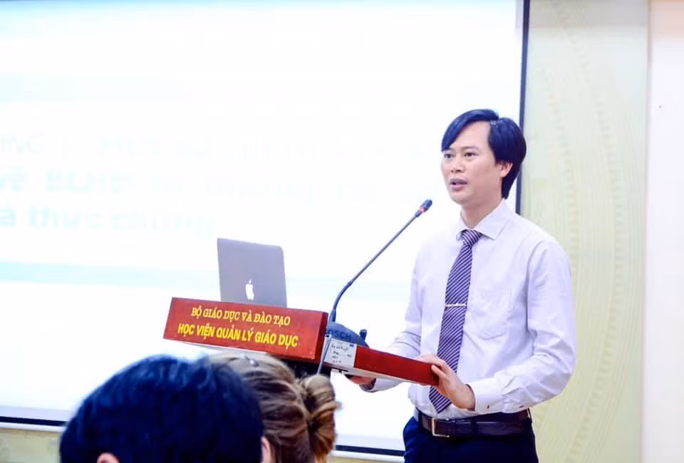 Tiến sĩ Hoàng Trung Học, chuyên gia Tâm lý học trường học, Trưởng khoa Tâm lý - Giáo dục, Học viện Quản lý giáo dục. Ảnh: Nhân vật cung cấp. Tiến sĩ Hoàng Trung Học, chuyên gia Tâm lý học trường học, Trưởng khoa Tâm lý - Giáo dục, Học viện Quản lý giáo dục. Ảnh: Nhân vật cung cấp.