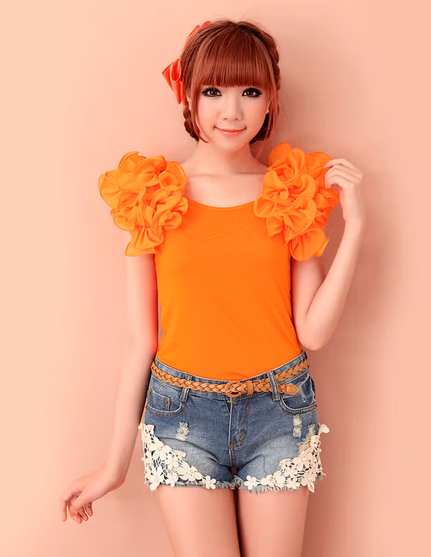 Một mái tóc xinh phối hợp với trang phục càng giúp bạn xinh hơn. Xem thêm: 101 kiểu thời trang 'bước ra từ phòng ngủ' của Sao