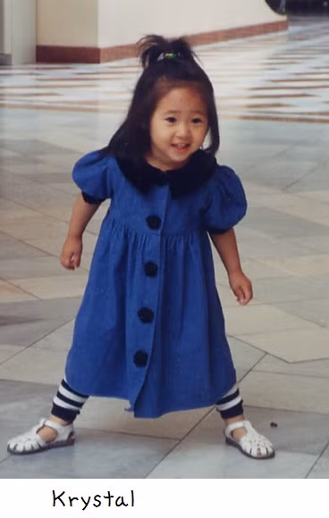 Krystal là em gái của jessica SNSD, nhưng khác hẳn so với cô chị đó là Krystal sở hữu một vẻ đẹp tự nhiên Xem thêm: Cận cảnh: Sao Hàn "thăng hạng nhan sắc" nhờ trang điểm và phẫu thuật . Krystal là em gái của jessica SNSD, nhưng khác hẳn so với cô chị đó là Krystal sở hữu một vẻ đẹp tự nhiên Xem thêm: Cận cảnh: Sao Hàn "thăng hạng nhan sắc" nhờ trang điểm và phẫu thuật .