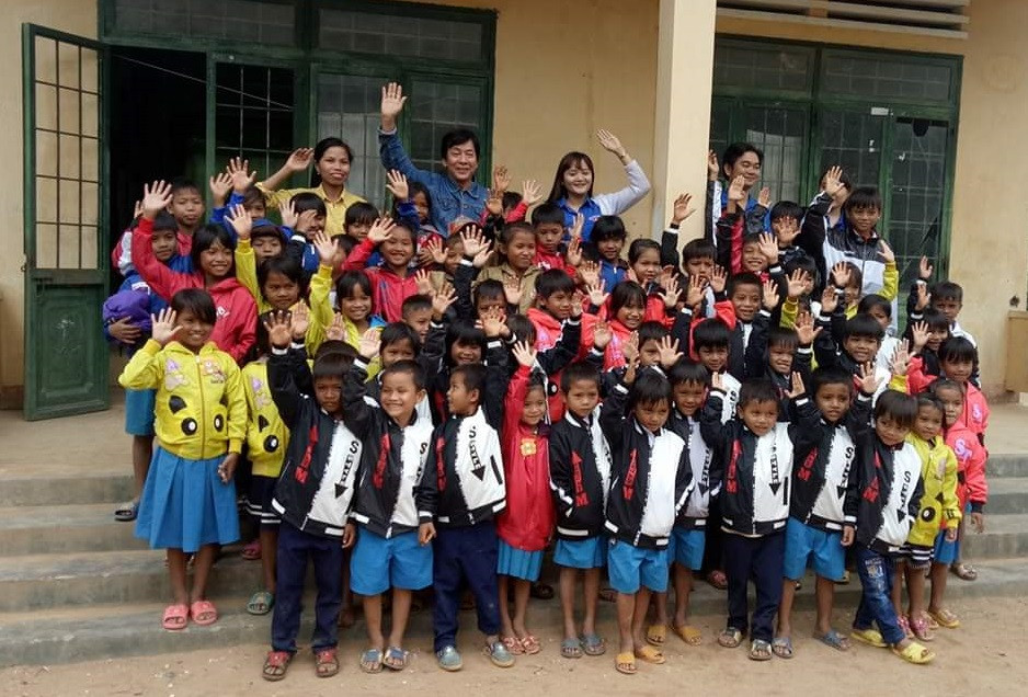 Cô Diễm tâm sự, cô yêu sự thơ ngây, chân thật của học trò vùng núi (ảnh do nhân vật cung cấp).