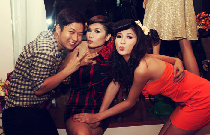 Em yên tâm, không lộ là không lộm, chị đã be cho em vào rồi còn gì.