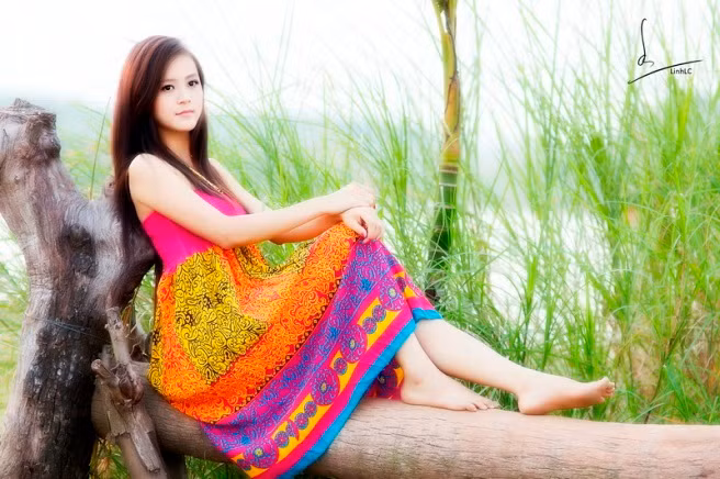 >>Những hotgirl xinh đẹp làm điên đảo cư dân mạng Những nữ sinh đẹp mê hồn giữa đầm sen >>Phát sốt vì vẻ đẹp baby của cô giáo tương lai >>So độ siêu kute của những nữ sinh đình đám nhất Thủ đô >>Phát sốt vì 4 nữ giáo viên xinh đẹp >>Cư dân mạng "điên đảo" vì nhan sắc nữ sinh Trương Tân Uyển >>Hoa khôi ĐH Thương Mại 2012 duyên dáng áo dài
