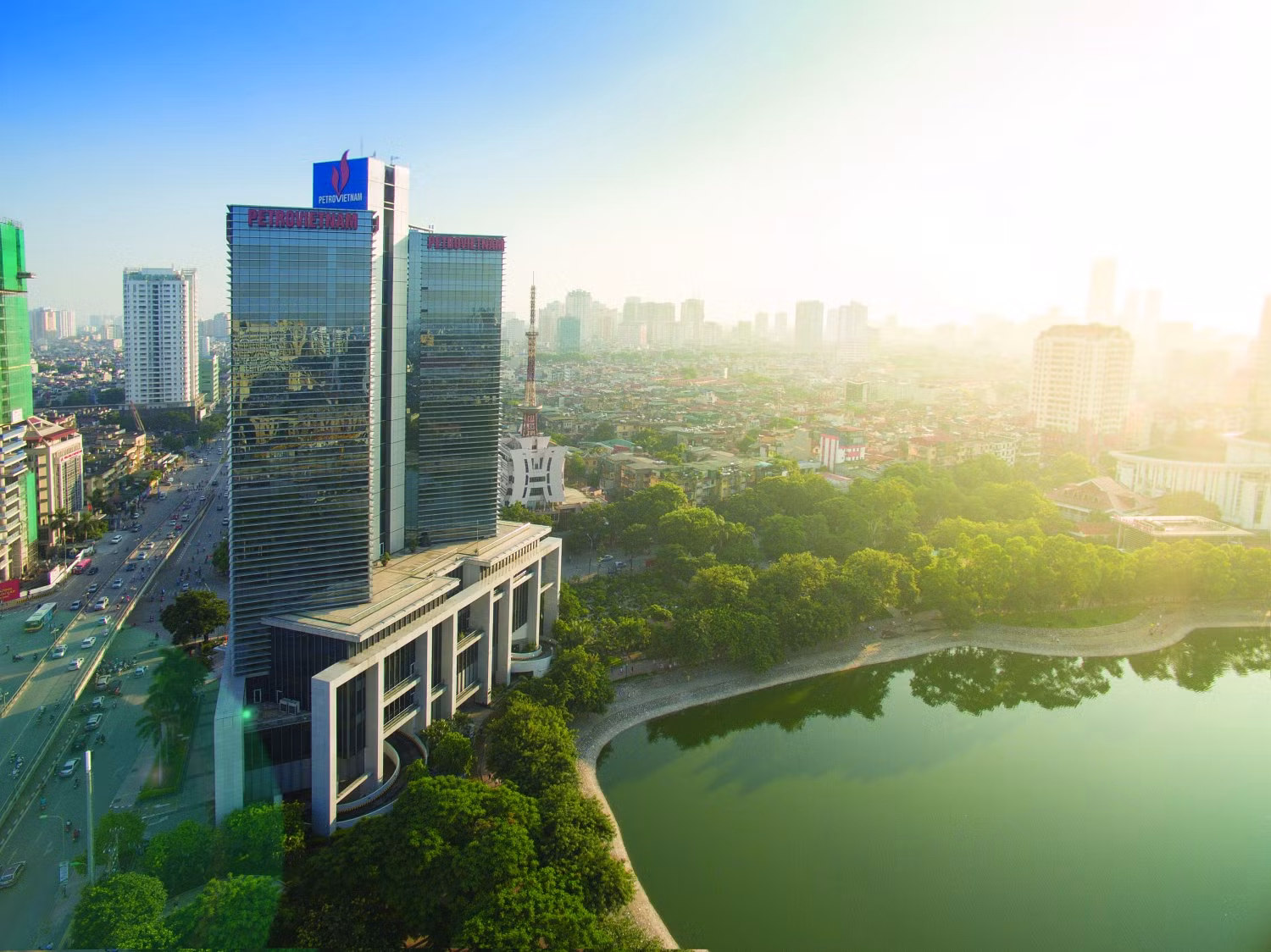 Trụ sở Tập đoàn đoàn Dầu khí Việt Nam. Ảnh: www.pvn.vn Trụ sở Tập đoàn đoàn Dầu khí Việt Nam. Ảnh: www.pvn.vn