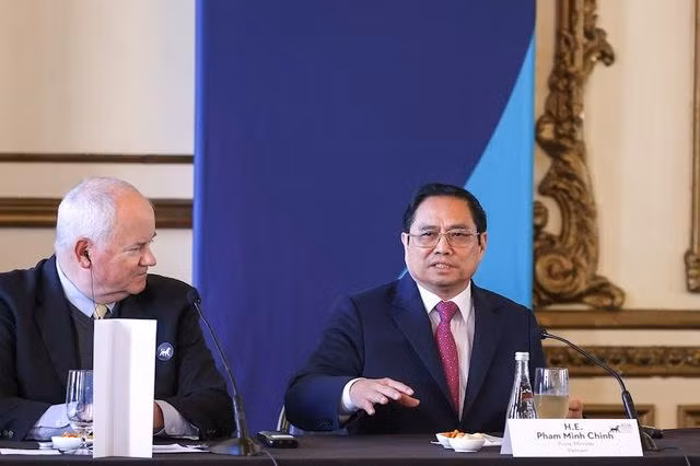 Thủ tướng cho hay, Chính phủ đang hoàn thiện thể chế, chính sách để đón các starup - Ảnh: VGP/Nhật Bắc