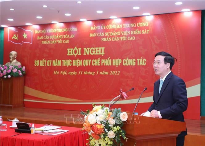 Thường trực Ban Bí thư Võ Văn Thưởng phát biểu chỉ đạo hội nghị. Ảnh: Phương Hoa/TTXVN Thường trực Ban Bí thư Võ Văn Thưởng phát biểu chỉ đạo hội nghị. Ảnh: Phương Hoa/TTXVN