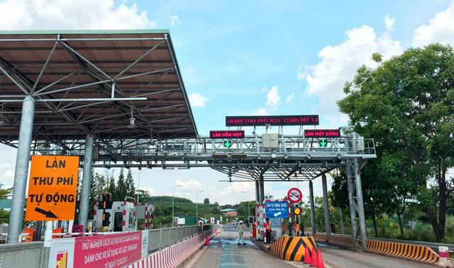 Đẩy nhanh tiến độ triển khai hệ thống thu phí điện tử không dừng tại các dự án đường cao tốc do VEC quản lý. Đẩy nhanh tiến độ triển khai hệ thống thu phí điện tử không dừng tại các dự án đường cao tốc do VEC quản lý.