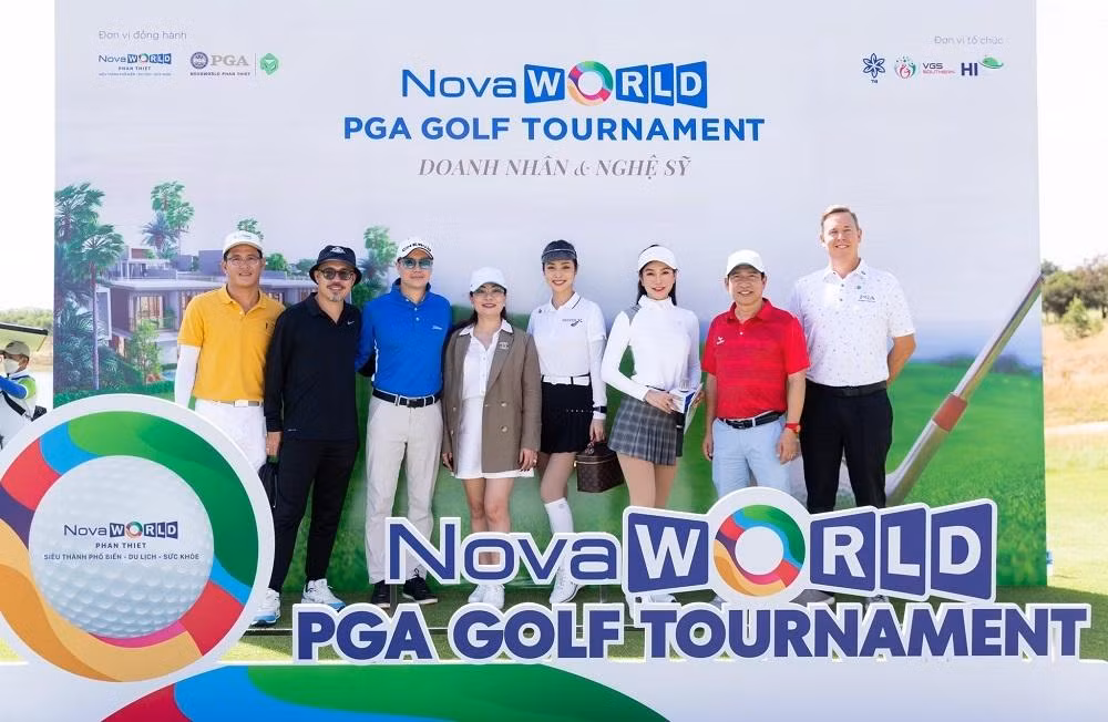 Đông đảo nghệ sĩ có mặt tại NovaWorld Phan Thiet ấn tượng trước diện mạo mới tại đây