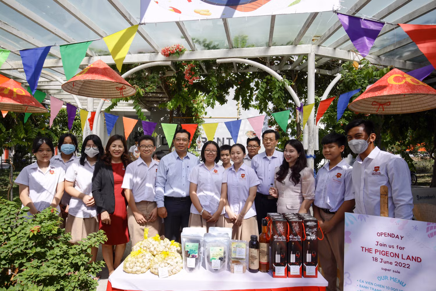 Học sinh iSchool Ninh Thuận được học tập thông qua các trải nghiệm thực tế phong phú Học sinh iSchool Ninh Thuận được học tập thông qua các trải nghiệm thực tế phong phú