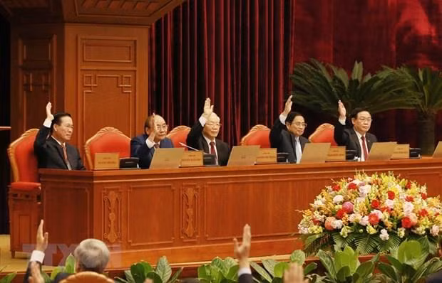 Các đại biểu biểu quyết thông qua chương trình hội nghị. (Ảnh: Phương Hoa/TTXVN) Các đại biểu biểu quyết thông qua chương trình hội nghị. (Ảnh: Phương Hoa/TTXVN)