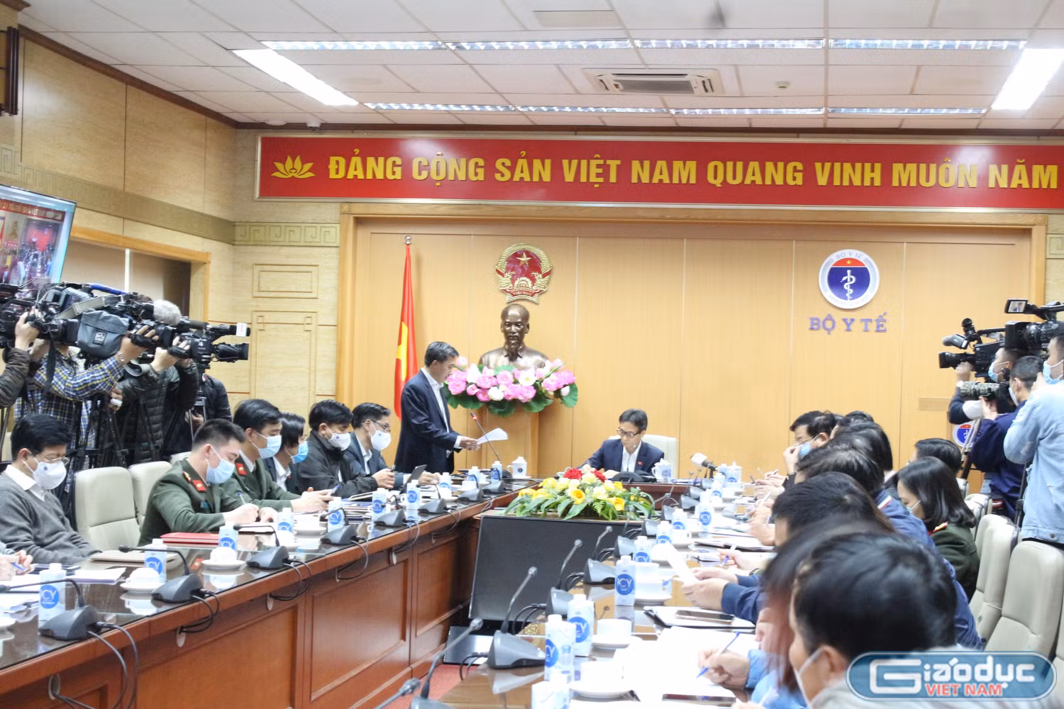 Quang cảnh cuộc họp. Ảnh: Trung Dũng