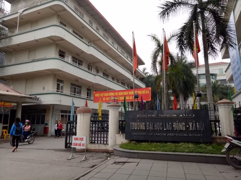 Trường Lao Động và Xã Hội tiếp tục bị tố thêm sai phạm ảnh 3 Trường Lao Động và Xã Hội tiếp tục bị tố thêm sai phạm ảnh 3